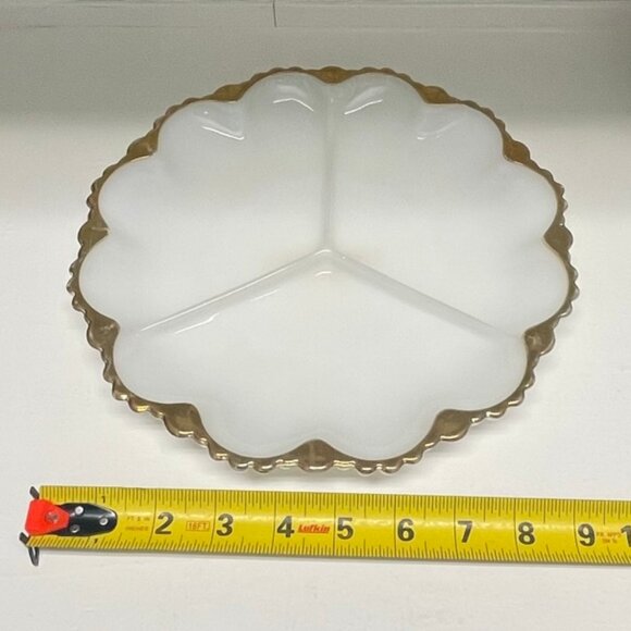 VINTAGE Anchor Hocking Milk Glass & Gold Trimmed Divided Serving Dish/Platter - Picture 10 of 11